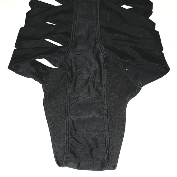 Slash Cut-out Swimsuit - Picture 5 of 12